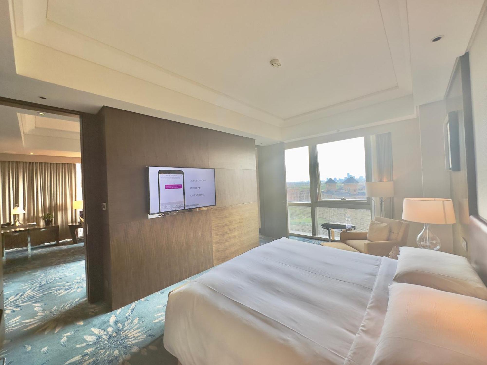 Shanghai Marriott Hotel Pudong East - Only A 30 Minute Drive From Disney Zewnętrze zdjęcie