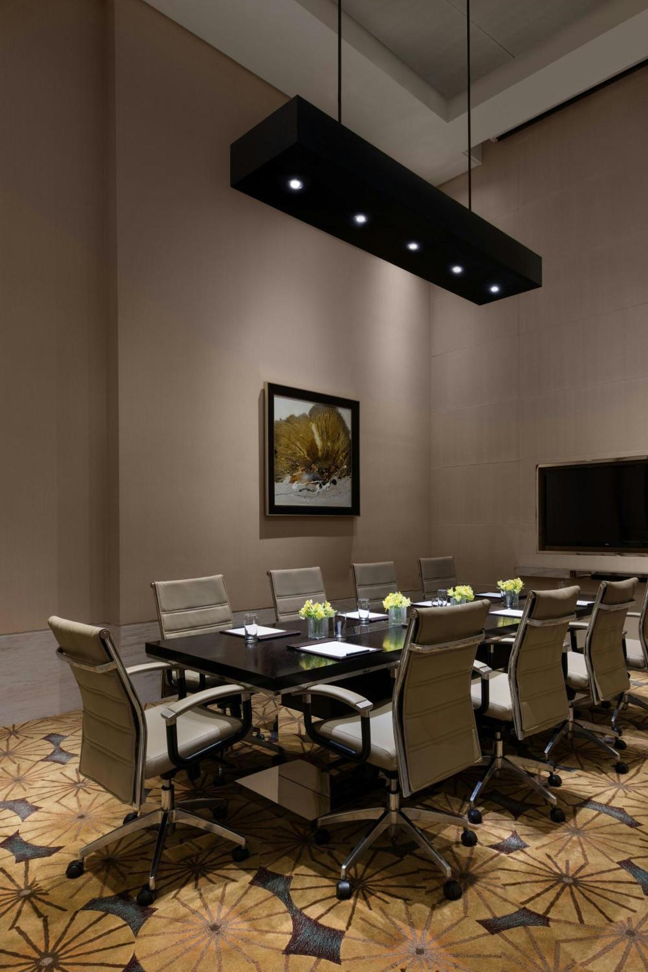 Shanghai Marriott Hotel Pudong East - Only A 30 Minute Drive From Disney Zewnętrze zdjęcie