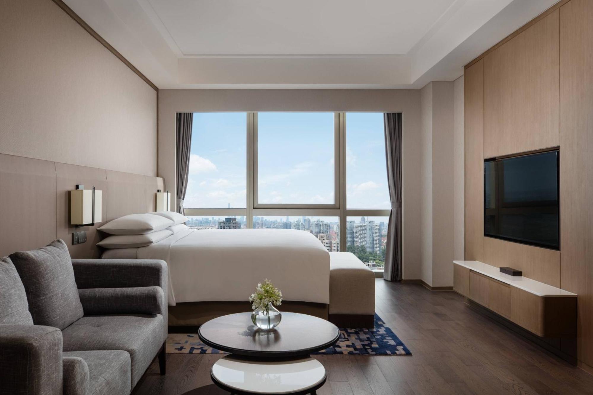 Shanghai Marriott Hotel Pudong East - Only A 30 Minute Drive From Disney Zewnętrze zdjęcie