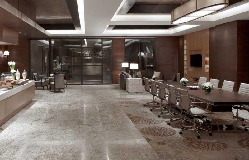 Shanghai Marriott Hotel Pudong East - Only A 30 Minute Drive From Disney Zewnętrze zdjęcie